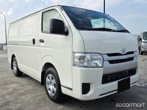 Toyota Hiace 2.8A