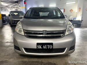 Toyota ISIS 1.8A LX (COE till 12/2028)