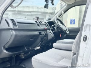 Toyota Hiace 2.0A DX