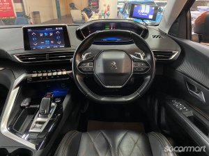 Peugeot 3008 1.6A PureTech EAT6 Active