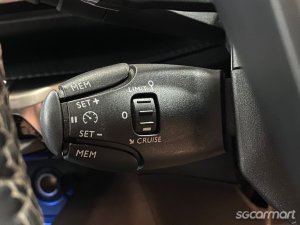 Peugeot 3008 1.6A PureTech EAT6 Active