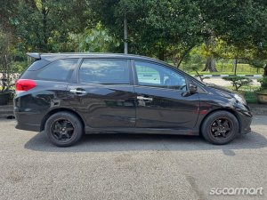 Honda Mobilio 1.5A RS i-VTEC Luxe