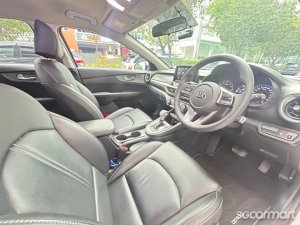 Kia Cerato 1.6A LX