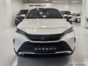 Toyota Harrier Hybrid 2.5A Luxury Sunroof