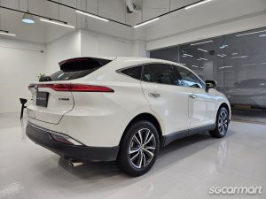 Toyota Harrier Hybrid 2.5A Luxury Sunroof