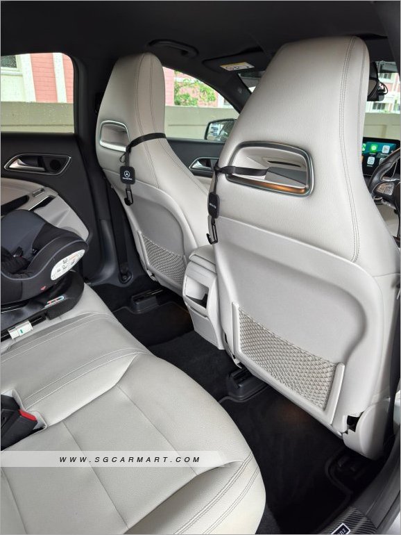 Mercedes-Benz CLA-Class CLA180 Urban
