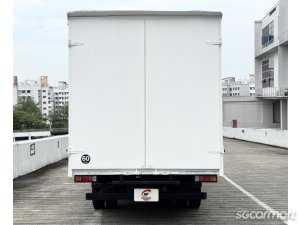 Mitsubishi Fuso Canter FEB21
