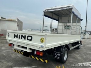 Hino XZU710R
