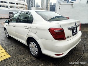 Toyota Corolla Axio Hybrid 1.5A
