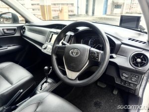Toyota Corolla Axio Hybrid 1.5A