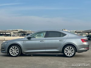 Skoda Superb 2.0A TSI Ambition