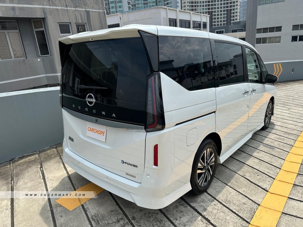 Nissan Serena e-POWER Hybrid 1.4A Highway Star Premium