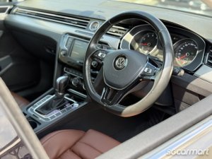 Volkswagen Passat 1.8A TFSI