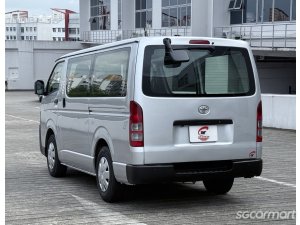 Toyota Hiace 2.8A DX