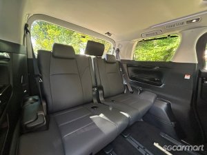 Toyota Alphard 2.5A S C-Package Moonroof Modellista