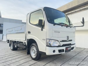 Hino Dutro 2.8M