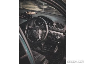 Volkswagen Golf R 5DR (COE till 02/2029)