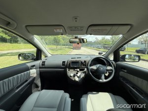 Toyota Wish 1.8A (COE till 01/2027)