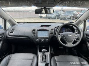 Kia Cerato Forte 1.6A EX