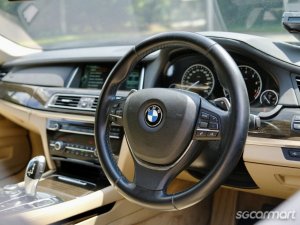 BMW 7 Series ActiveHybrid 7 Sunroof (COE till 01/2033)