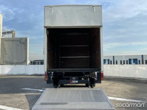 Mitsubishi Fuso Canter FEB50