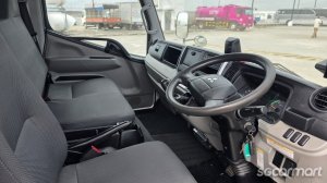 Mitsubishi Fuso Canter FEB21
