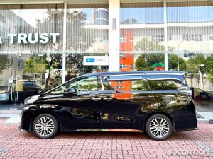 Toyota Vellfire 2.5A Z G-Edition Moonroof