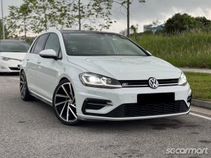 Volkswagen Golf 1.4A TSI R-Line Highline Sunroof