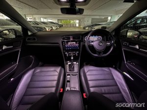Volkswagen Golf 1.4A TSI R-Line Highline Sunroof