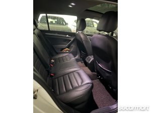 Volkswagen Golf 1.4A TSI R-Line Highline Sunroof