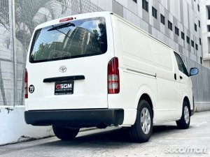 Toyota Hiace 3.0M