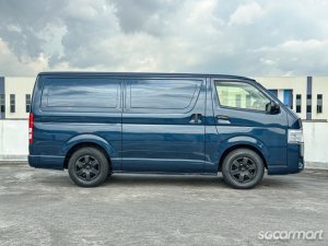 Toyota Hiace 3.0M