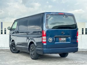 Toyota Hiace 3.0M