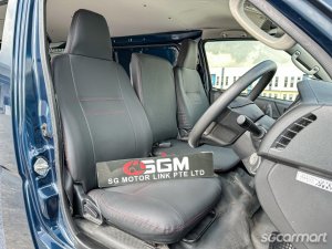 Toyota Hiace 3.0M