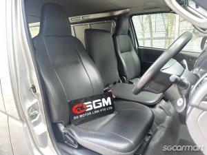 Toyota Hiace 3.0M