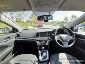 Hyundai Elantra 1.6A GLS