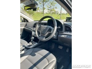 Hyundai Elantra 1.6A GLS