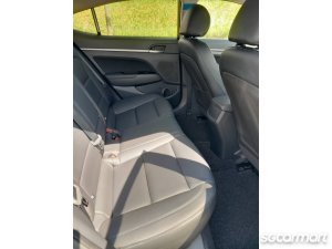 Hyundai Elantra 1.6A GLS
