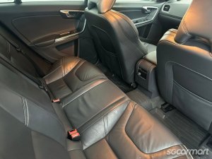 Volvo S60 T5 R-Design Sunroof