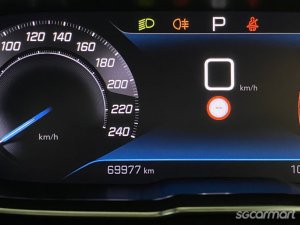 Peugeot 3008 1.2A PureTech EAT8 Active Premium