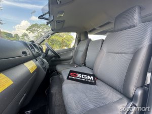 Nissan NV350 Microbus 2.5A