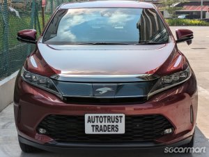 Toyota Harrier Turbo 2.0A G Panoramic Roof