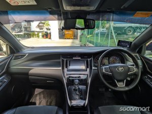 Toyota Harrier Turbo 2.0A G Panoramic Roof