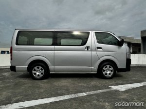 Toyota Hiace 2.8A DX