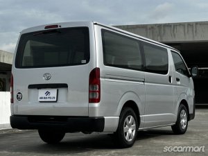 Toyota Hiace 2.8A DX