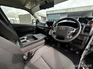 Toyota Hiace 2.8A DX