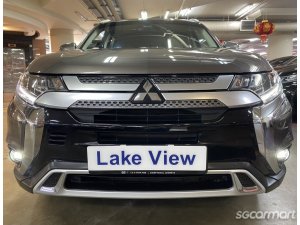 Mitsubishi Outlander 2.0A