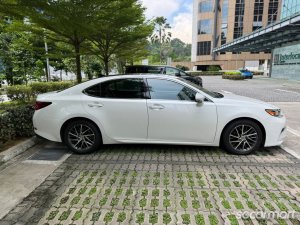Lexus ES250 Luxury Sunroof