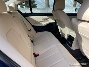 BMW 3 Series 318i Highline Sportline