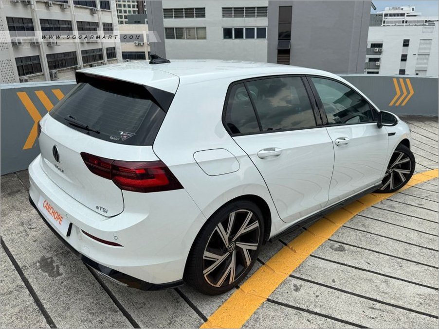 Volkswagen Golf Mild Hybrid 1.5A eTSI DSG R-Line